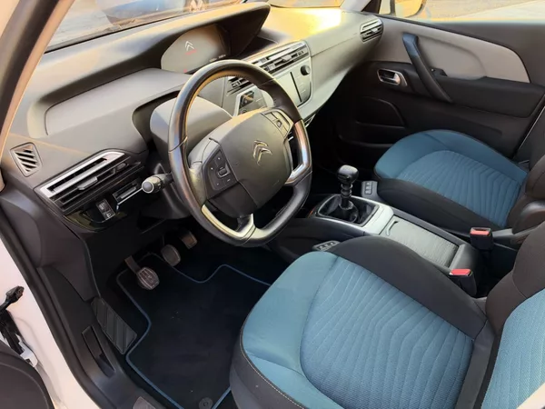 Citroën Grand C4 SpaceTourer 1.2 PureTech 96kW 7.Míst - foto 11