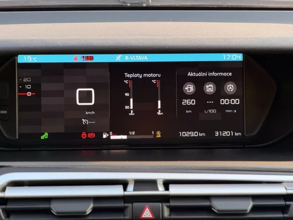 Citroën Grand C4 SpaceTourer 1.2 PureTech 96kW 7.Míst - foto 19