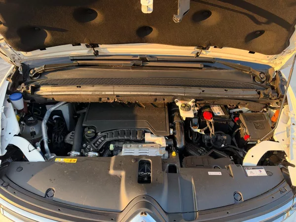 Citroën Grand C4 SpaceTourer 1.2 PureTech 96kW 7.Míst - foto 28