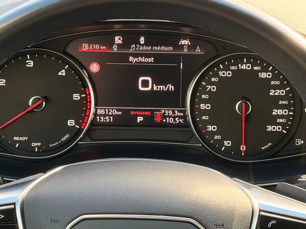 Audi A6 Avant 3.0 TDI Quattro 210kW - foto 20