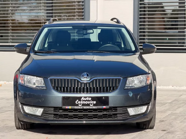 Škoda Octavia 1.6 TDI 81kW - foto 2