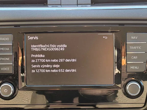 Škoda Octavia 1.6 TDI 81kW - foto 22