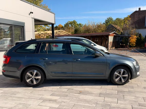Škoda Octavia 1.6 TDI 81kW - foto 4