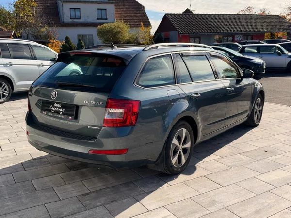 Škoda Octavia 1.6 TDI 81kW - foto 5