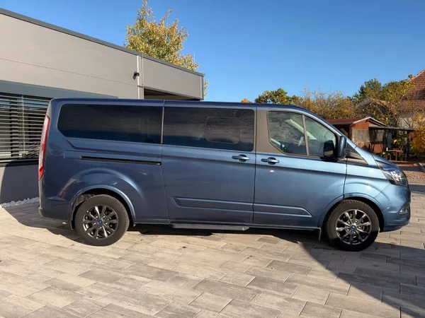 Ford Tourneo Custom Titanium 2.0TDCi 96kW L2 - foto 4