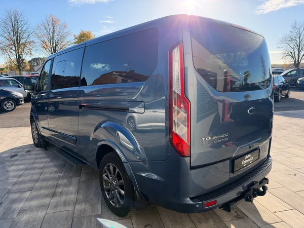 Ford Tourneo Custom Titanium 2.0TDCi 96kW L2 - foto 7