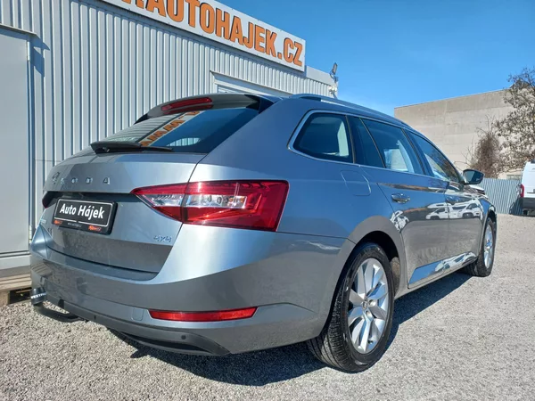 Škoda Superb 2.0TDi 147kW DSG 4x4 ČR DPH