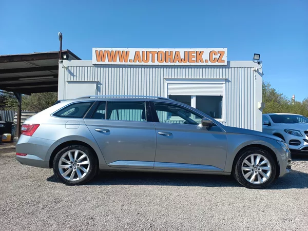 Škoda Superb 2.0TDi 147kW DSG 4x4 ČR DPH - foto 2