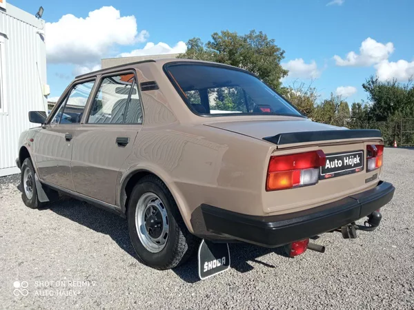 Škoda 125 L 37kW - foto 6