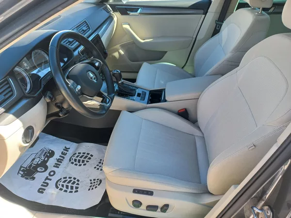 Škoda Superb 2.0TSi 140kW DSG ČR DPH - foto 10