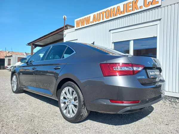 Škoda Superb 2.0TSi 140kW DSG ČR DPH - foto 5