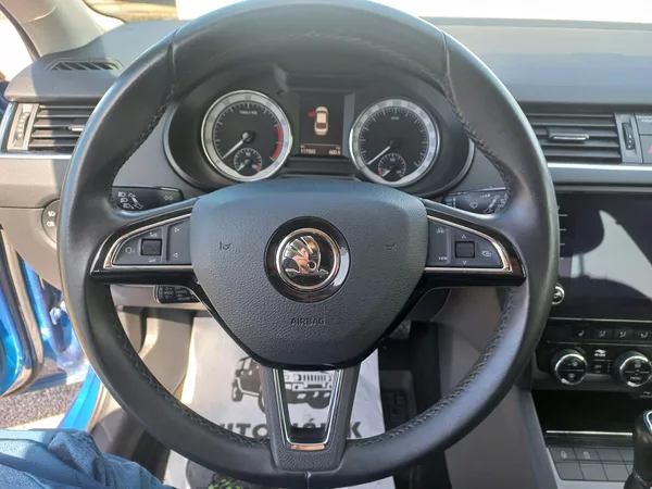 Škoda Octavia 1.5TSi 110kW ČR DPH - foto 18