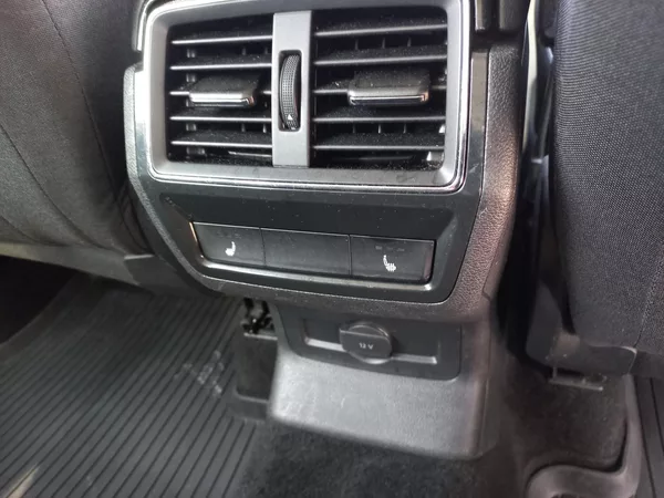 Škoda Karoq 2.0TDi 110kW 4x4 DSG ČR DPH - foto 15