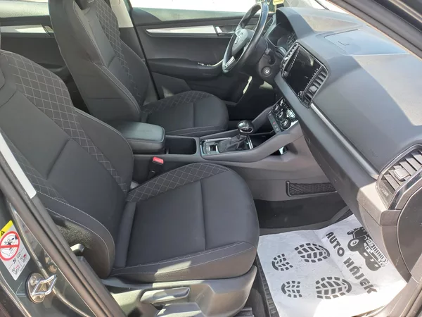 Škoda Karoq 2.0TDi 110kW 4x4 DSG ČR DPH - foto 16