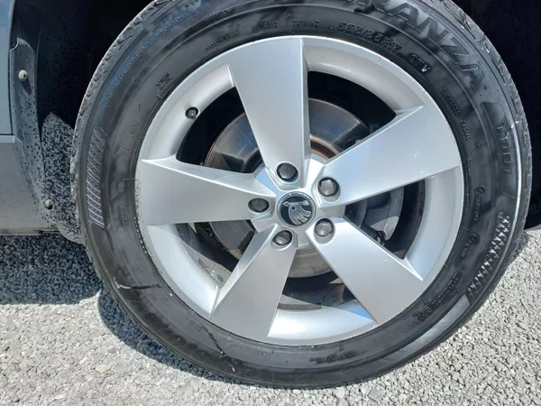 Škoda Karoq 2.0TDi 110kW 4x4 DSG ČR DPH - foto 19