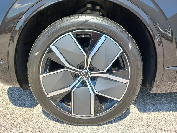 Volkswagen Touareg 3.0TDi 210kW Final ed. ČR DPH - foto 16
