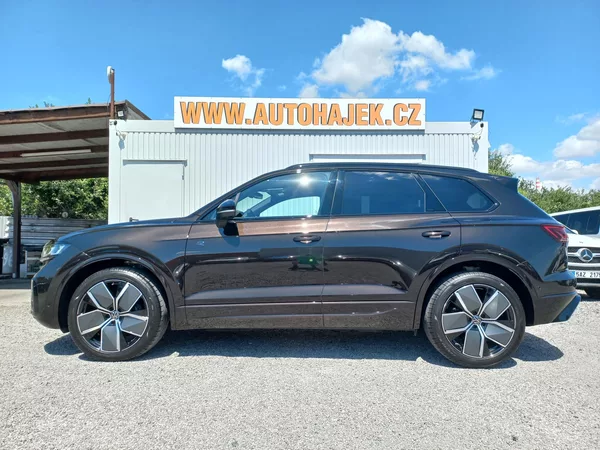 Volkswagen Touareg 3.0TDi 210kW Final ed. ČR DPH - foto 5