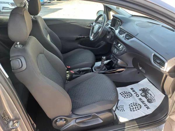 Opel Corsa 1.4i 66kW 3-dv - foto 14