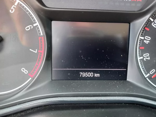 Opel Corsa 1.4i 66kW 3-dv - foto 18
