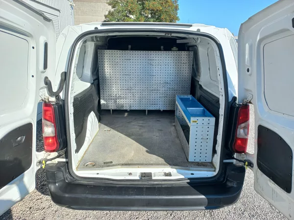 Toyota ProAce City 1.5D4-D 75kW L2 ČR DPH - foto 10
