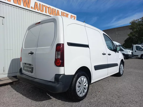 Citroën Berlingo 1.6HDi 73kW ČR DPH - foto 8