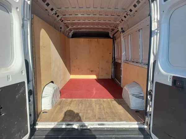 Citroën Jumper 2.2CDTi 121kW L3H2 ČR DPH - foto 11