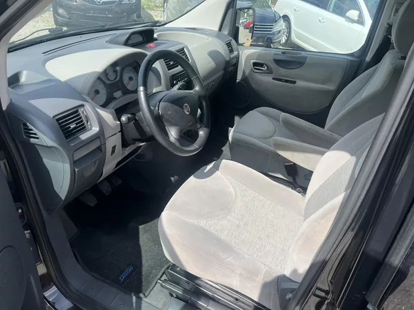 Fiat Scudo 2.0 HDi 140MJ 8-Míst Long - foto 10