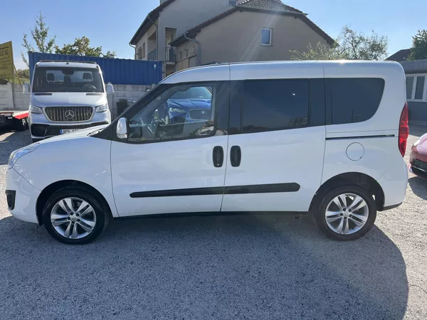 Opel Combo 1.4i 16v 70kw Klima - foto 4