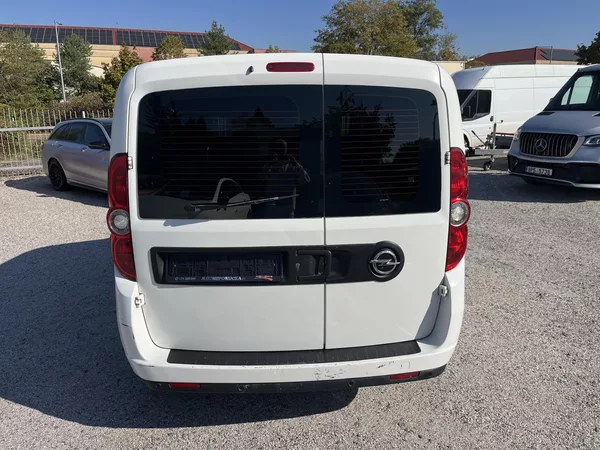 Opel Combo 1.4i 16v 70kw Klima - foto 6