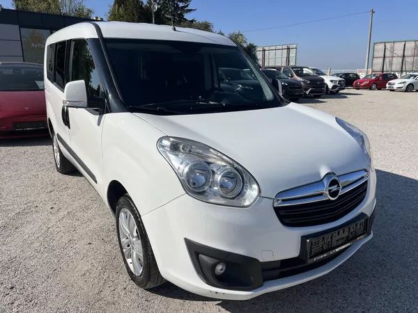Opel Combo 1.4i 16v 70kw Klima - foto 9