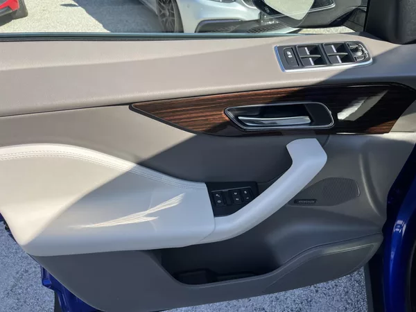 Jaguar F-Pace 2.0D 132kw AWD - foto 11