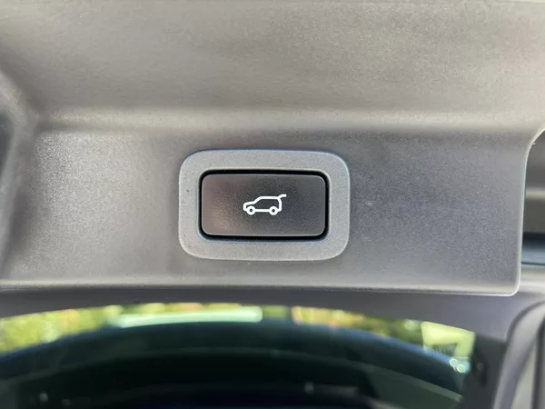 Jaguar F-Pace 2.0D 132kw AWD - foto 19