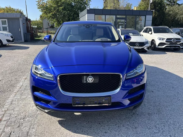 Jaguar F-Pace 2.0D 132kw AWD - foto 2