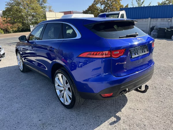 Jaguar F-Pace 2.0D 132kw AWD - foto 5