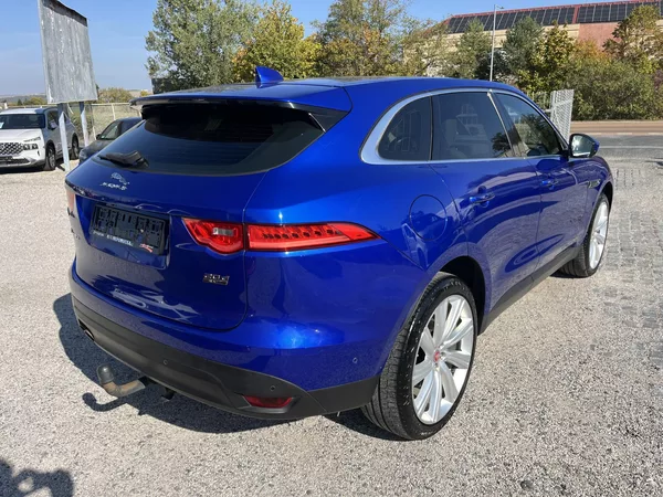 Jaguar F-Pace 2.0D 132kw AWD - foto 7
