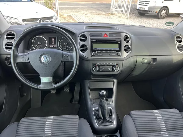 Volkswagen Tiguan 2.0 TSI 147KW 4x4 - foto 13