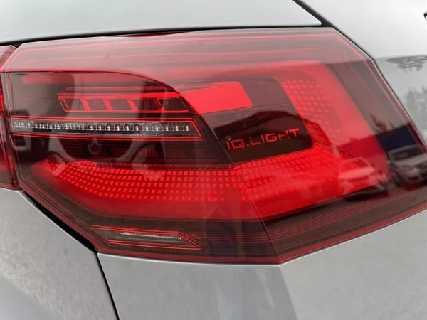 Volkswagen Golf GTI 2.0 TSI 180 KW - foto 10