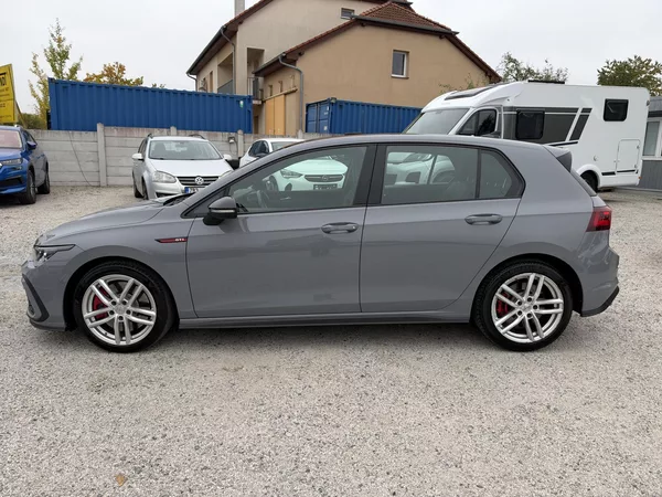 Volkswagen Golf GTI 2.0 TSI 180 KW - foto 27