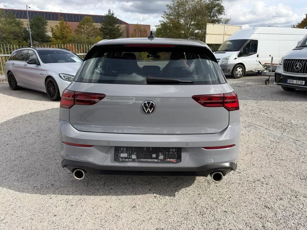 Volkswagen Golf GTI 2.0 TSI 180 KW - foto 6