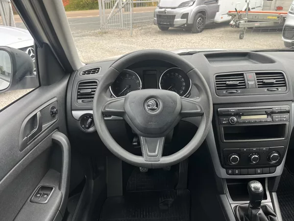 Škoda Yeti 1.2TSi 81kw Klima, Tažné - foto 15
