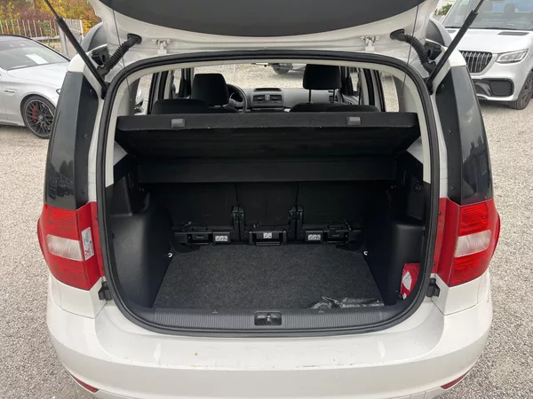 Škoda Yeti 1.2TSi 81kw Klima, Tažné - foto 17