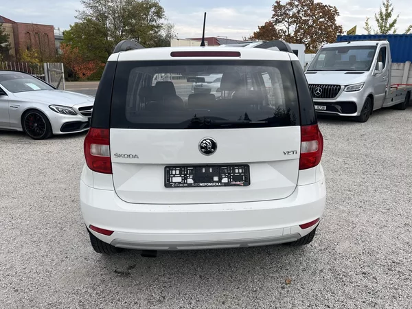 Škoda Yeti 1.2TSi 81kw Klima, Tažné - foto 6