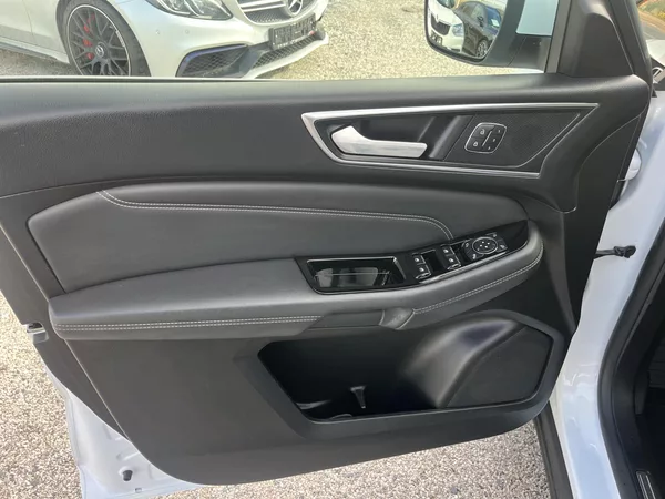 Ford Galaxy 2.0TDCi 177kw Titanium - foto 12