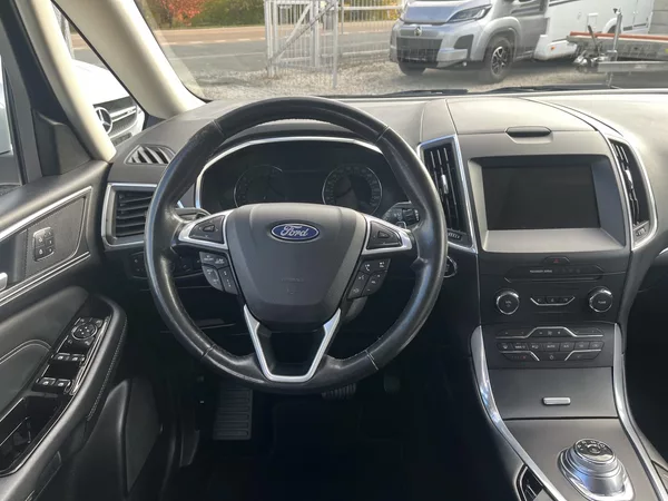 Ford Galaxy 2.0TDCi 177kw Titanium - foto 16
