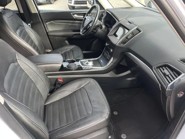 Ford Galaxy 2.0TDCi 177kw Titanium - foto 21