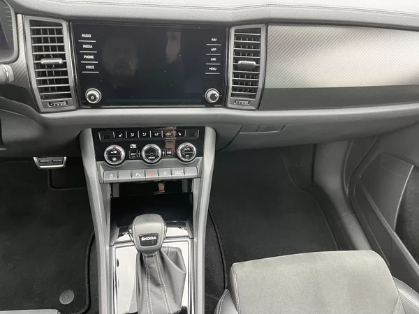 Škoda Kodiaq 2.0 TDI DSG SPORTLINE - foto 15