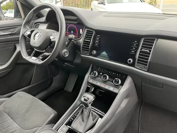 Škoda Kodiaq 2.0 TDI DSG SPORTLINE - foto 16