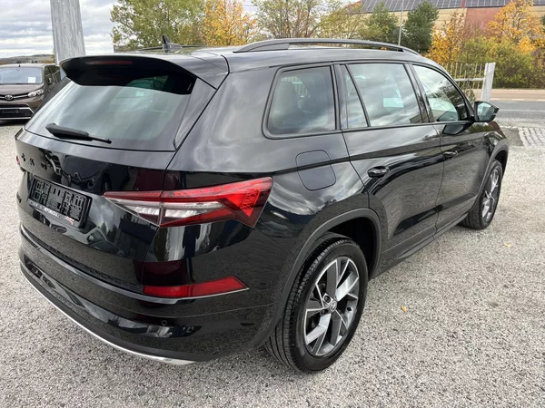 Škoda Kodiaq 2.0 TDI DSG SPORTLINE - foto 7