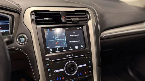 Ford Mondeo 2.0 hybrid,VIGNALE,MASÁŽ - foto 24