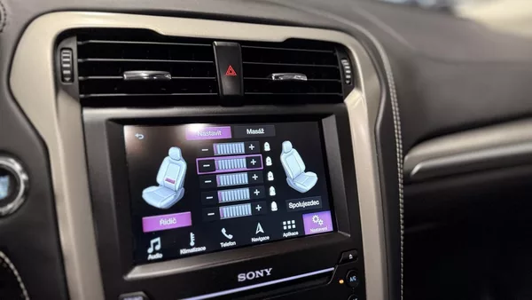 Ford Mondeo 2.0 hybrid,VIGNALE,MASÁŽ - foto 29